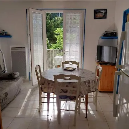 Les Aigues Marines Apartment Saint-Cyr-sur-Mer